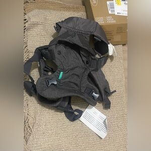 Small Baby holder